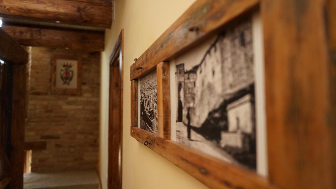Il Castello Affittacamere Montecosaro  Exteriör bild