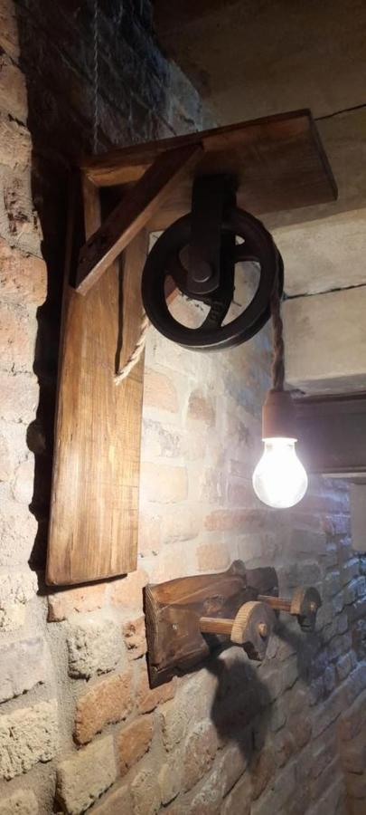 Il Castello Affittacamere Montecosaro  Exteriör bild