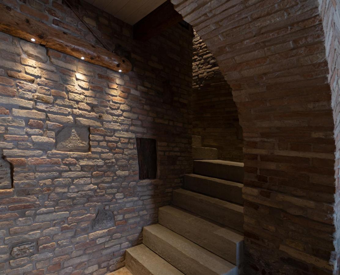 Il Castello Affittacamere Montecosaro  Exteriör bild